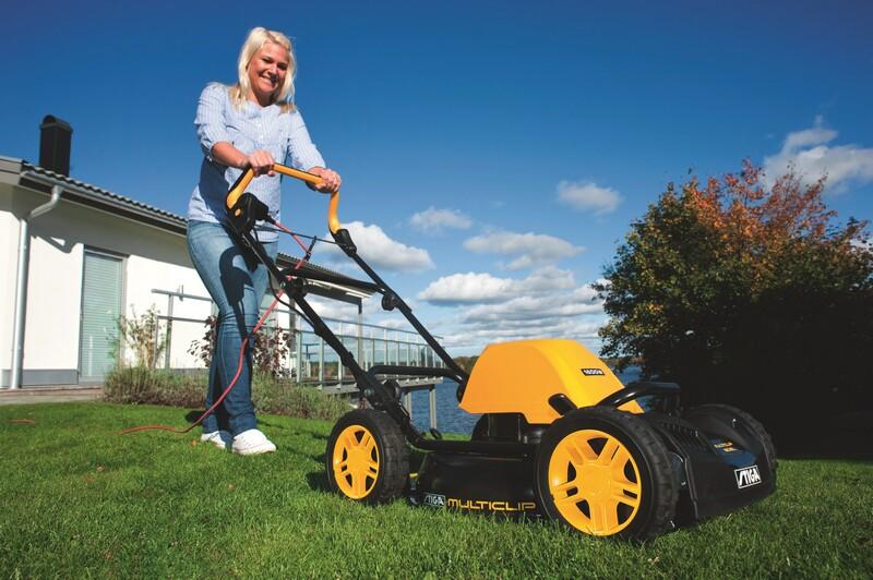 Kupujemy kosiarkę elektryczną – poradnik