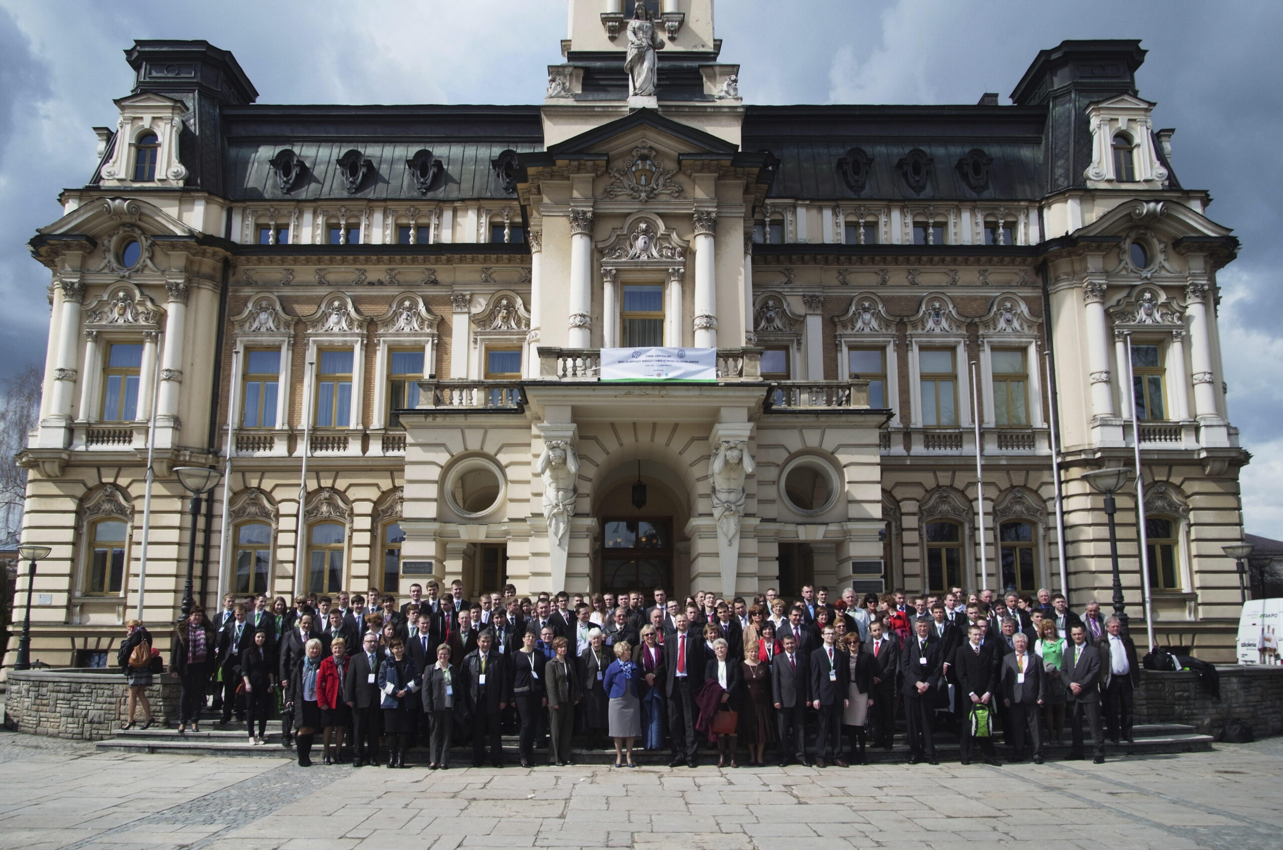 Firma FAKRO promuje młodych adeptów budownictwa