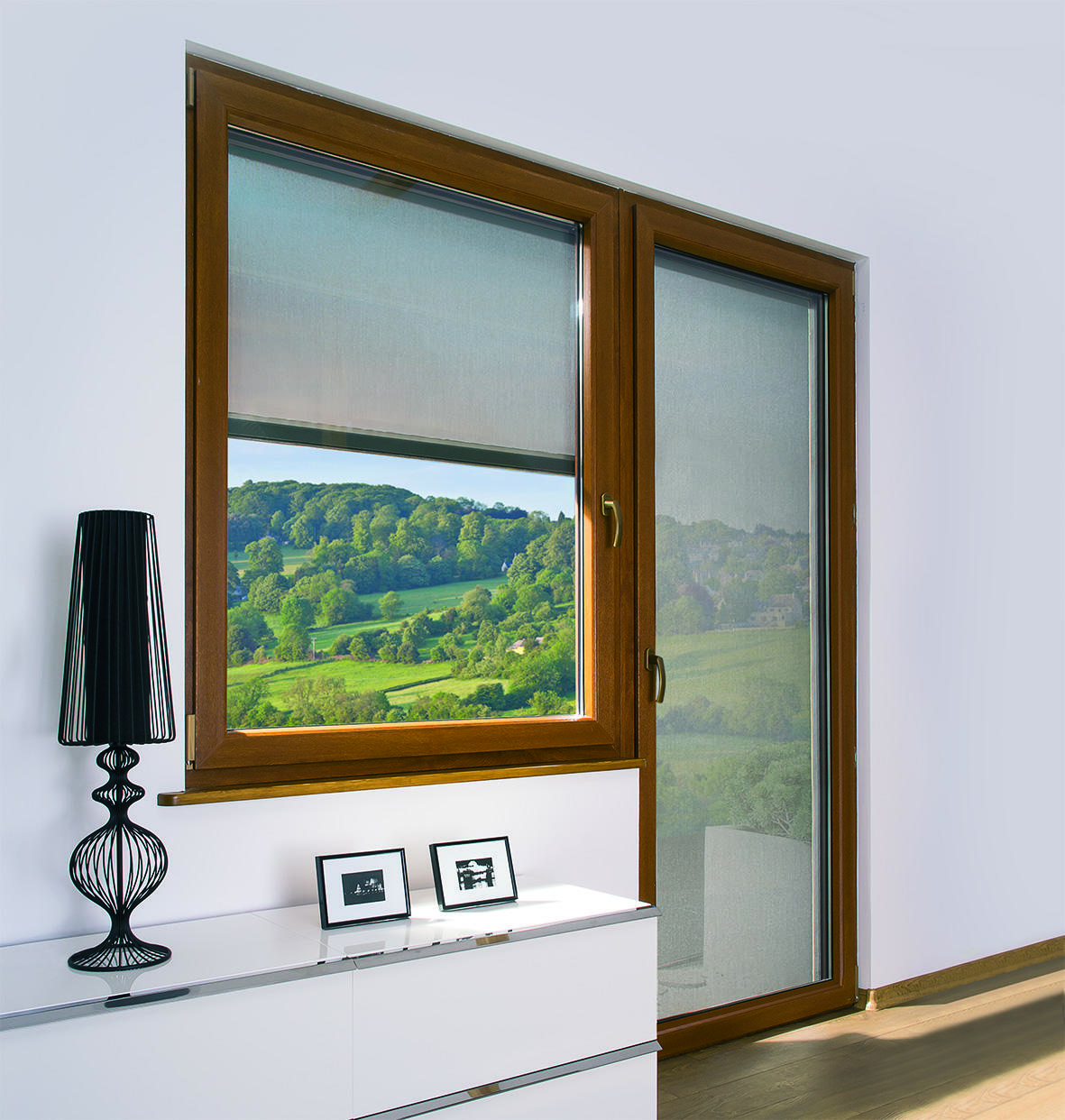 FAKRO promuje markizę VMZ Solar do okien pionowych