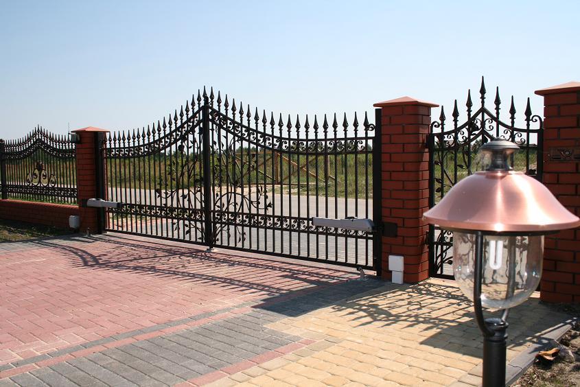 Na jesień wprawiamy bramy w ruch