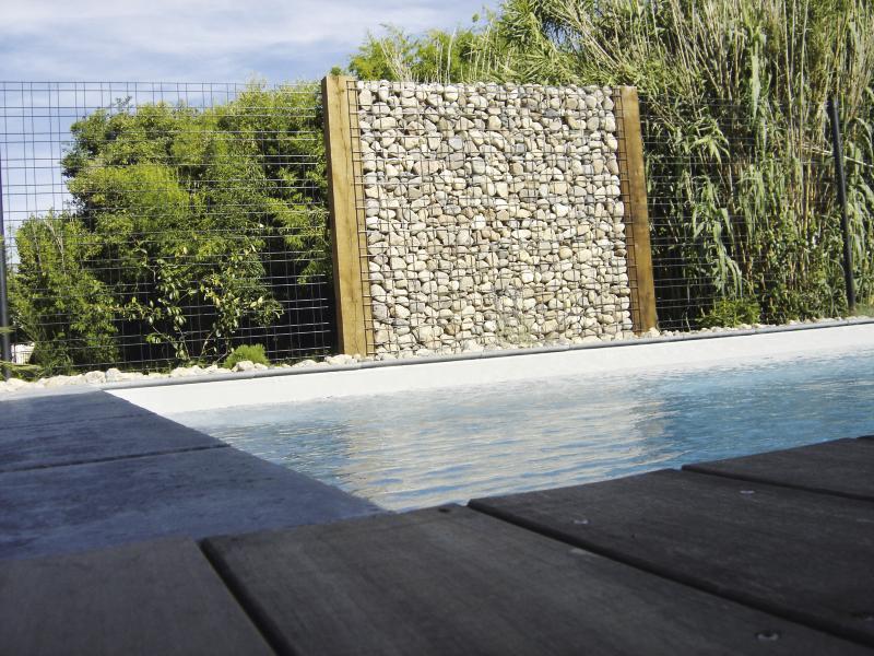 Ogrodzenia oryginalne i dające poczucie prywatności