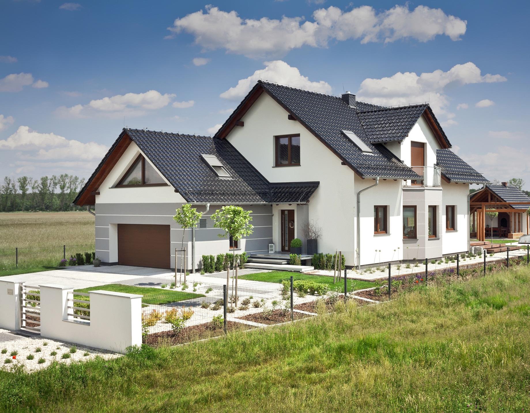 Matowe lub z połyskiem, czyli jakie dachówki wybrać?