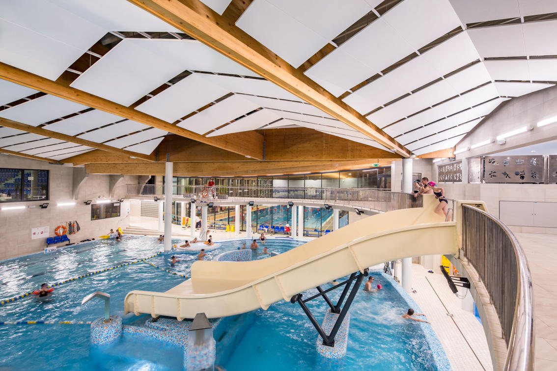 Obiekty godne mistrzów – warunki akustyczne hal sportowych