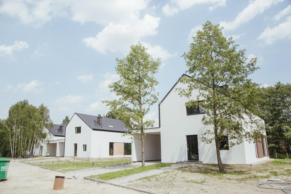 FAKRO partnerem projektu budowy domów e4