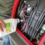 Agregat Honda EU 22i uzupełnianie oleju