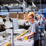 Produkcja okien dachowych VELUX