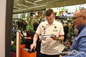 Nice_Patryk Rolnicki (2)