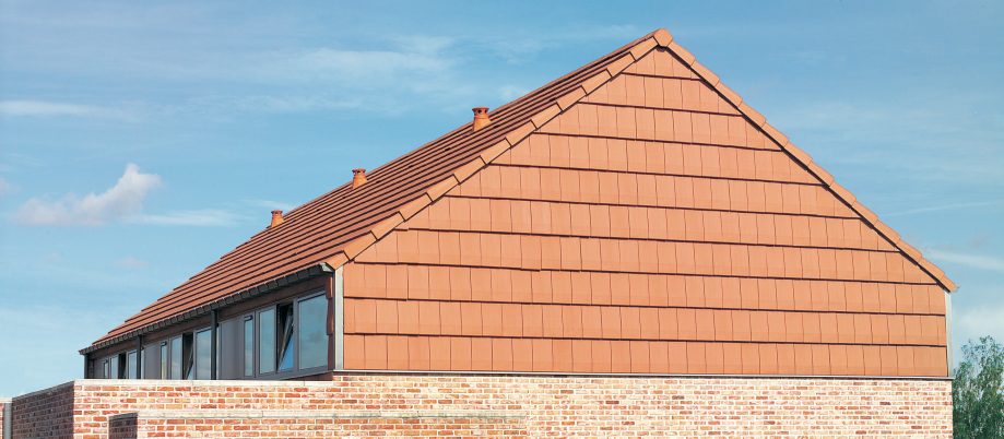Aktualne trendy w pokryciach dachowych – sprawdź jaki dach będzie modny w 2022 roku