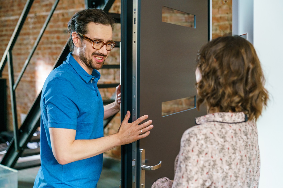 Budować czy poczekać? Na co zwrócić uwagę dokonując wyboru stolarki otworowej