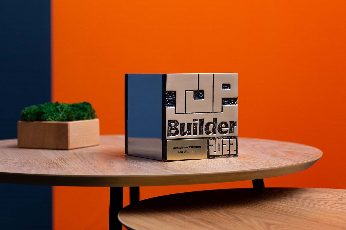 Siec-Salonów-KRISHOME-z-mocna-rekomendacja-i-tytulem-TOPBuilder-2022