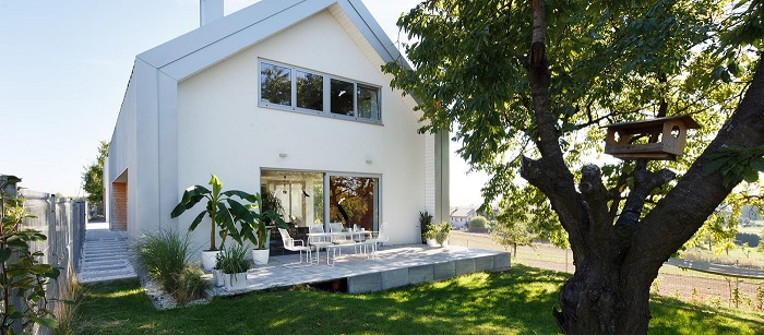 Ceramika dla zdrowia – trzy kluczowe korzyści z zastosowania ceramiki w budownictwie