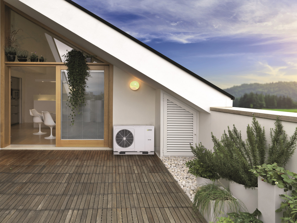 Pompy ciepła powietrze-woda HYDRO UNIT M typu monoblok – idealne połączenie wysokiej wydajności z cichą pracą urządzenia