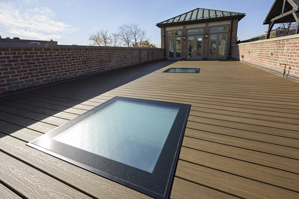 Okna do płaskich dachów w wielkomiejskim wydaniu