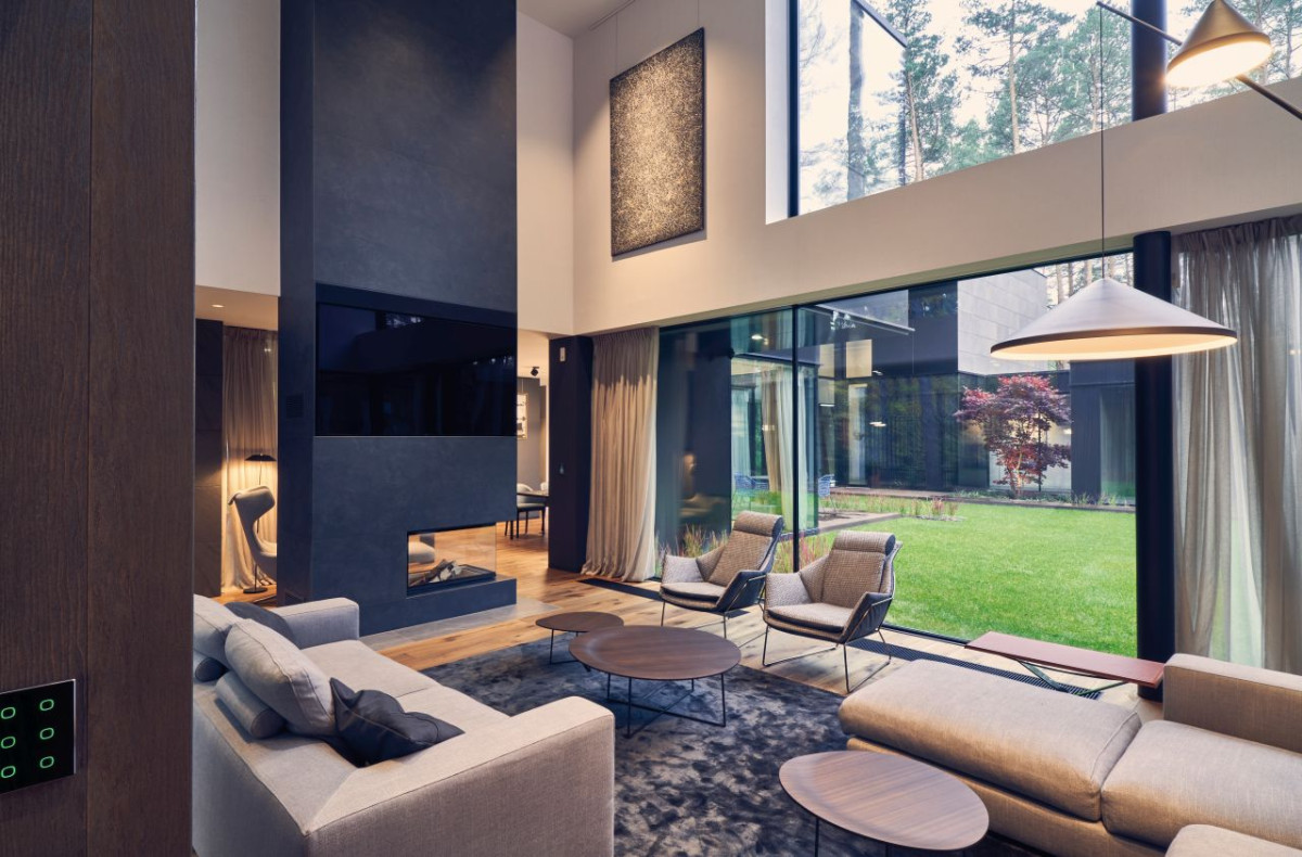 Aluminiowe okna i drzwi w systemach MB-79N i MB-86N Aluprof docenione przez branżę