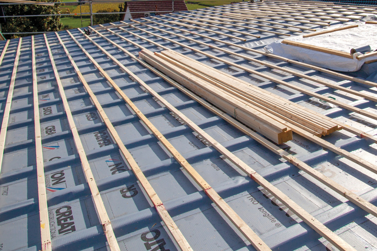 Membrana termozgrzewalna na dachu – kluczowe zalety