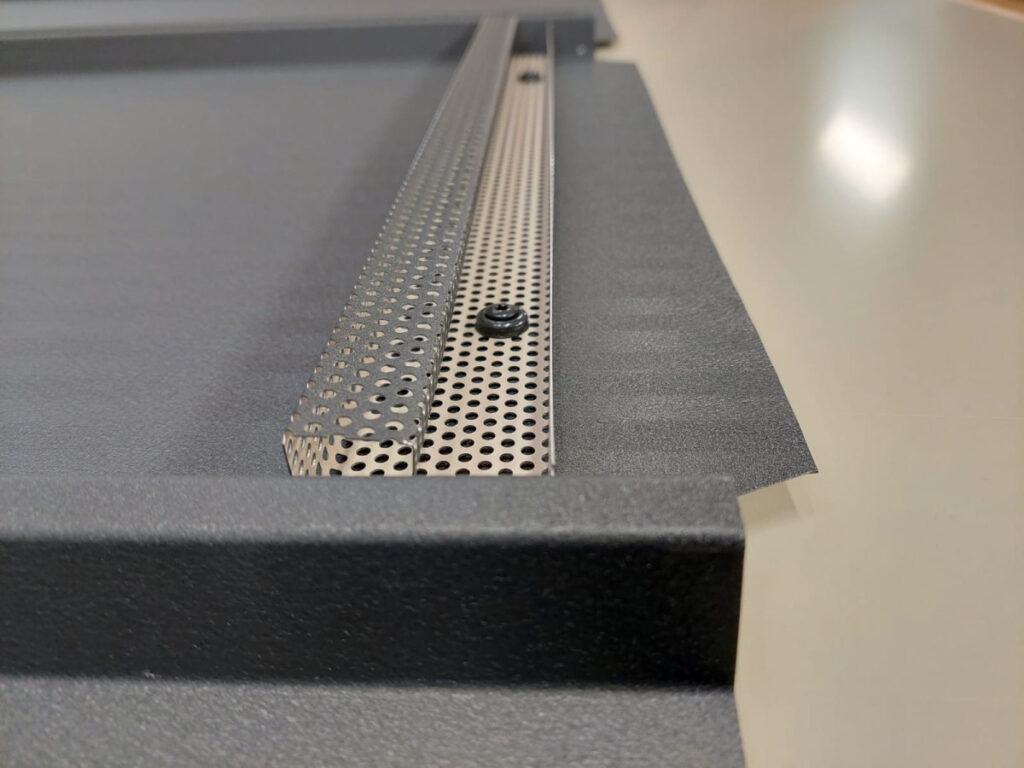 Listwa_podkalenicowa_perforowana6