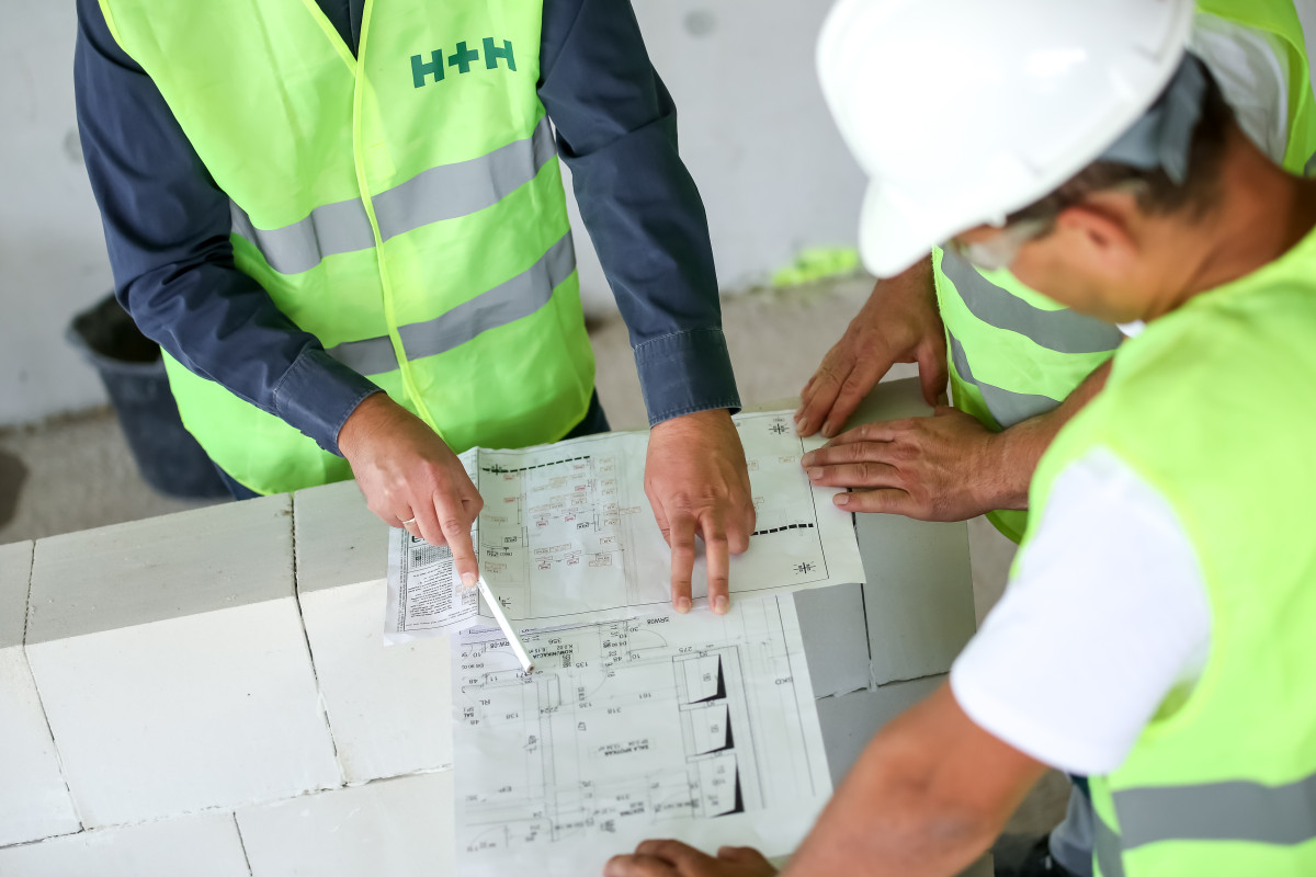 O co ten hałas? Czyli jak wykonać przegrodę zapewniającą komfort akustyczny.