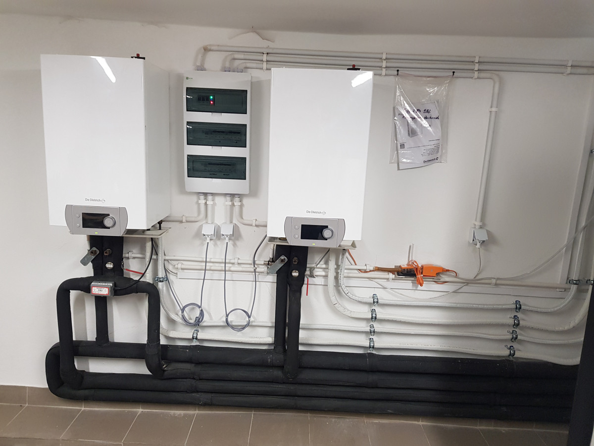 Kaskada pomp ciepła Alezio S marki De Dietrich w urzędzie miejskim – jak przebiegała realizacja?