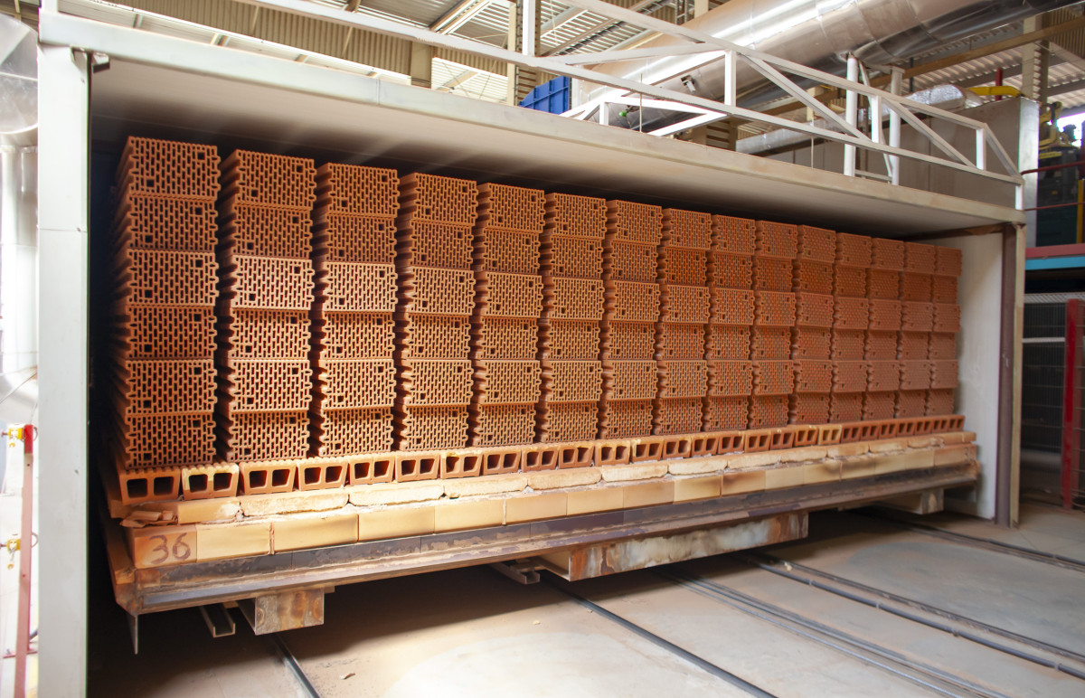 Przyszłość budownictwa – zrównoważone rozwiązania ceramiczne