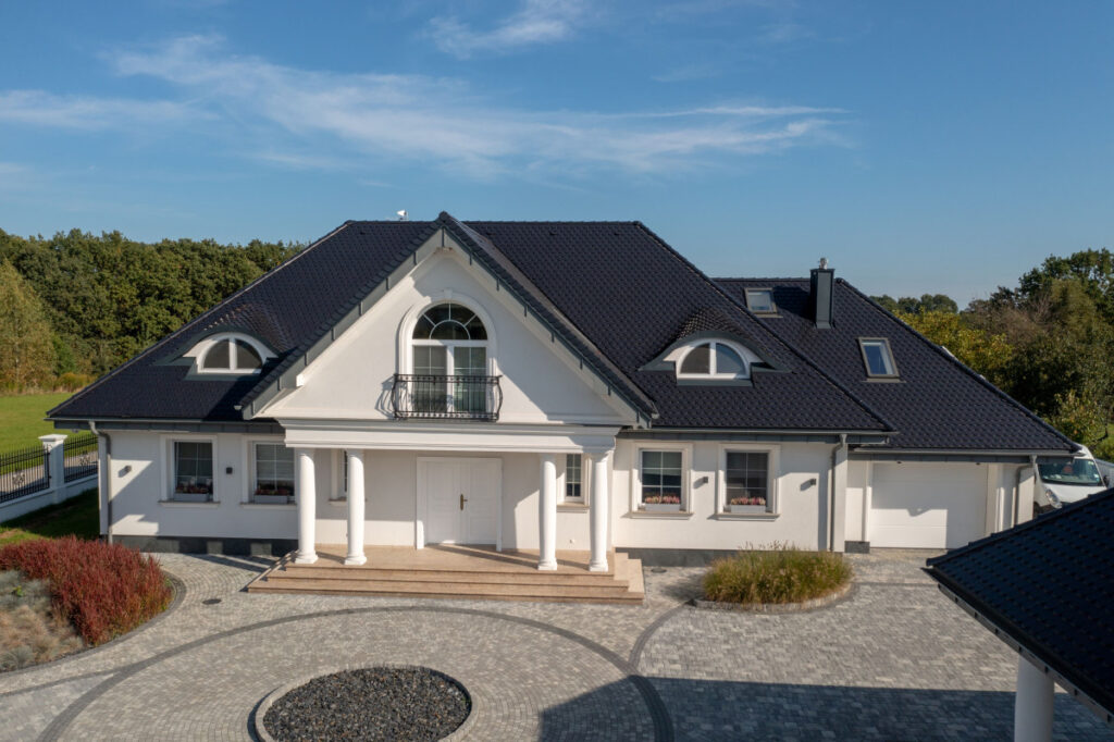 CREATON - dachówka ceramiczna KLASSIK FINESSE czarna glazurowana - 01