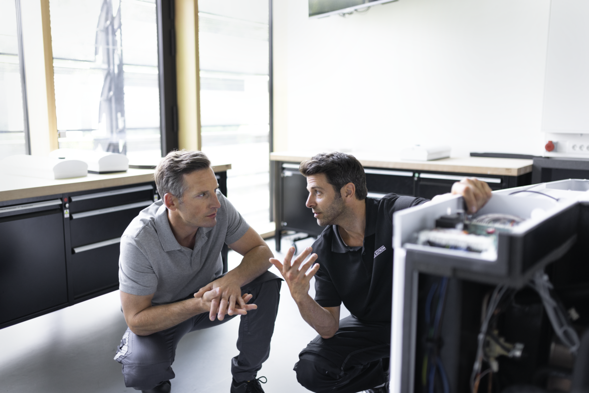 Co musisz wiedzieć o serwisie pompy ciepła – porady ekspertów