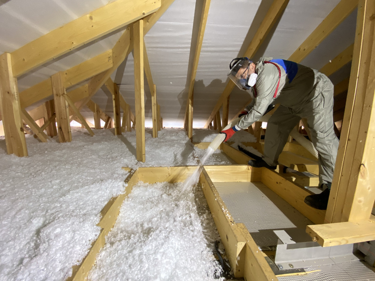 Ciepło zimą, chłodno latem – izolacja URSA Pure Floc w praktyce