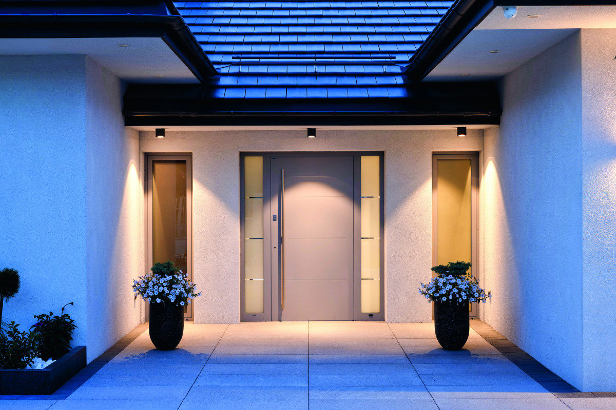 Jak światło zmienia przestrzeń? Przewodnik po doświetlach i naświetlach